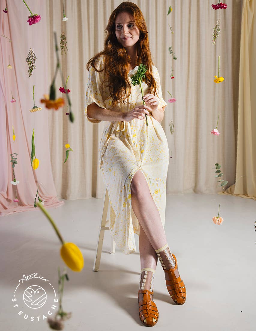 LONDON EYE YELLOW • Refined sheer socks