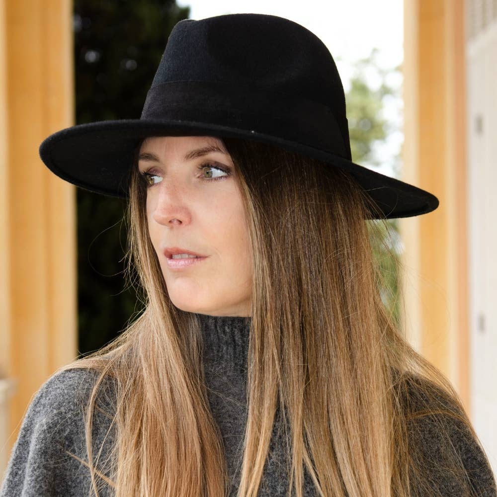 WIDE BRIM HAT - leather braid