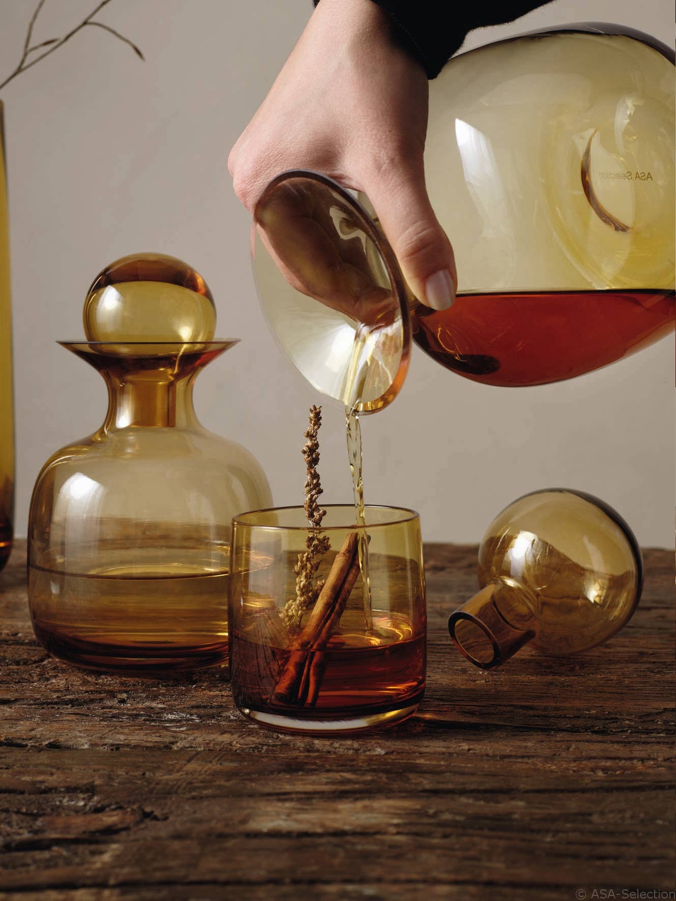 SARABI Blown Glass Carafes Square w/Gift Pack*2-3MO LeadTime