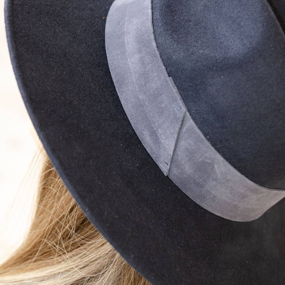 WIDE BRIM HAT - leather braid