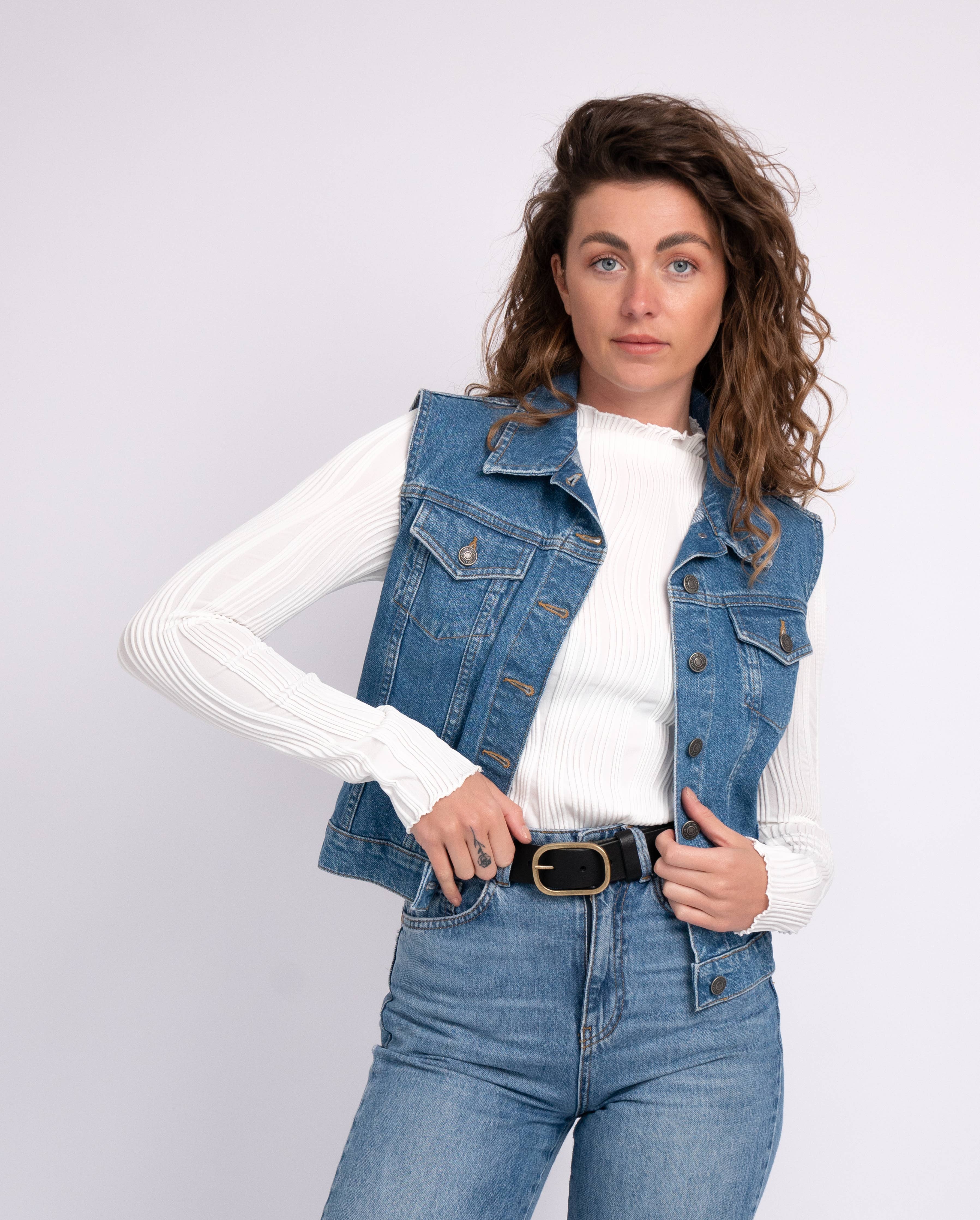 Marin | Gold Oval Buckle Design Statement Leather Belt Women