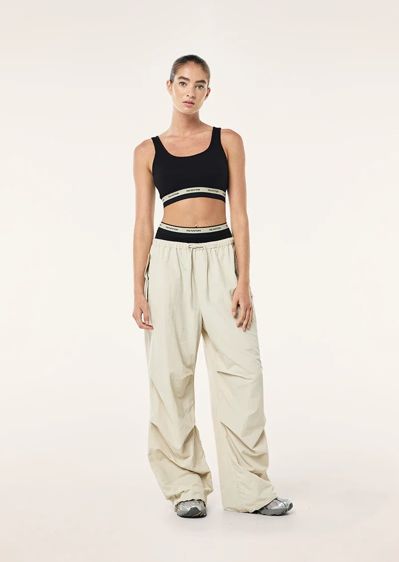 Avant scoop sports bra