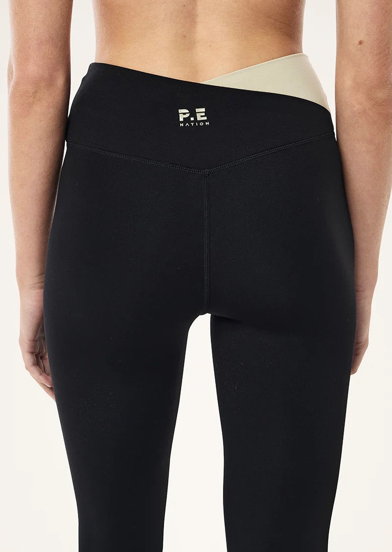 WANDER LEGGING