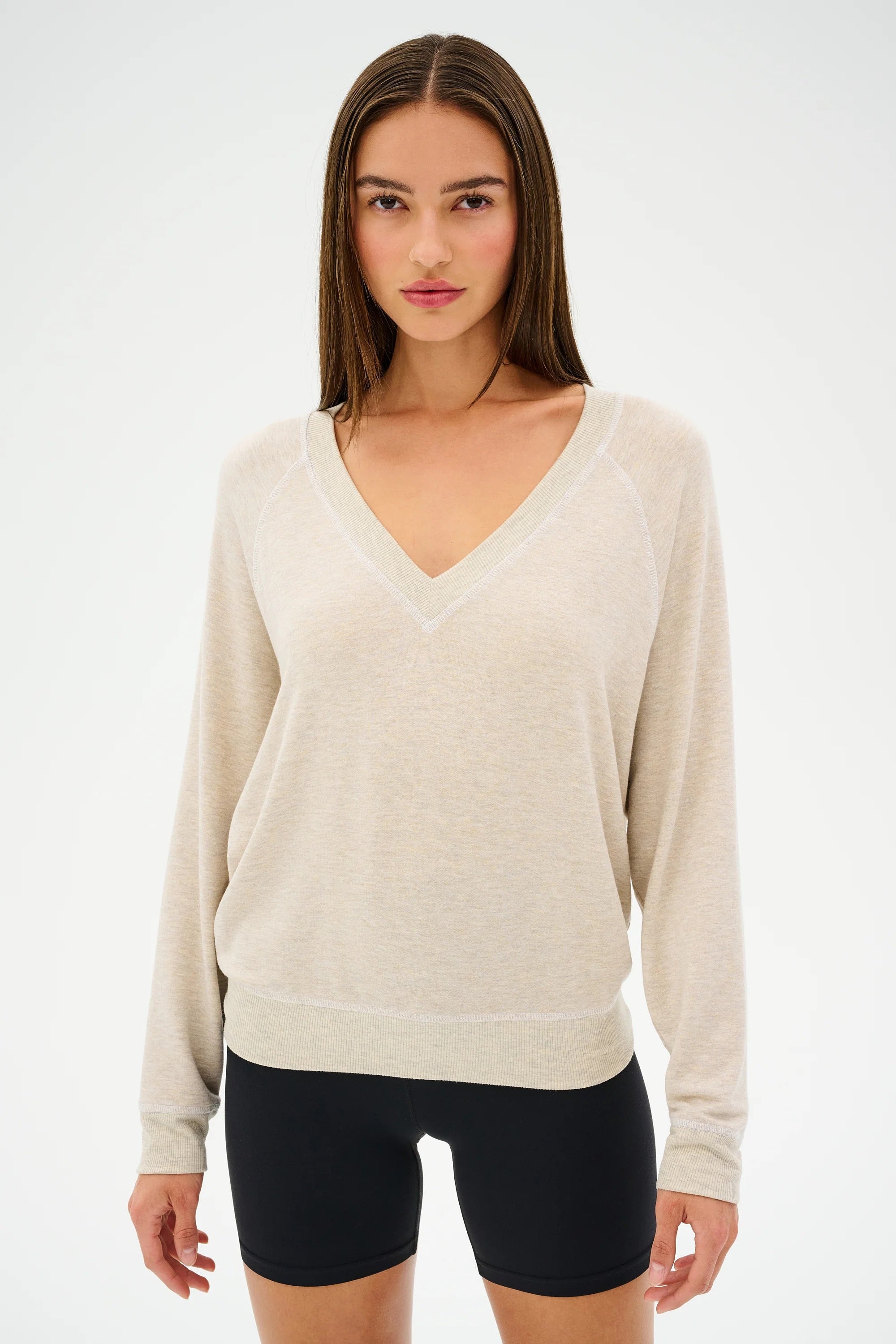 BENNIE FLEECE V NECK SWEATSHIRT