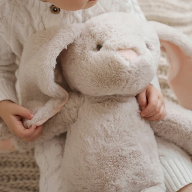 Bedtime huggie bunny