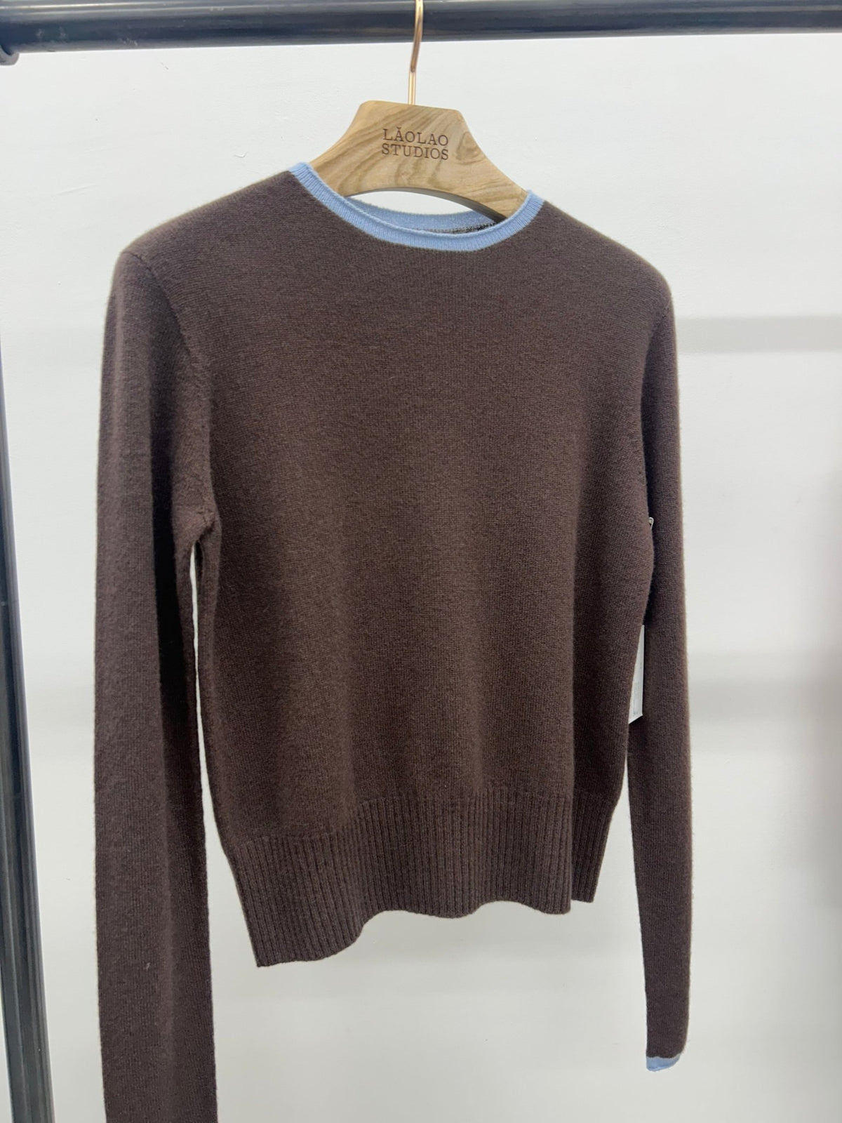 Trish Roll-Edge in Cashmere - Espresso
