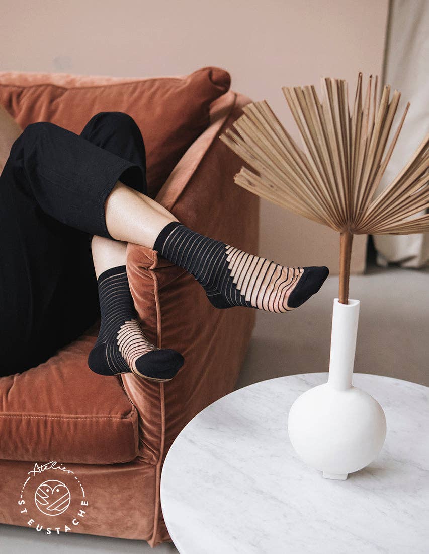 SHIBUYA BLACK • Women's transparent graphic socks