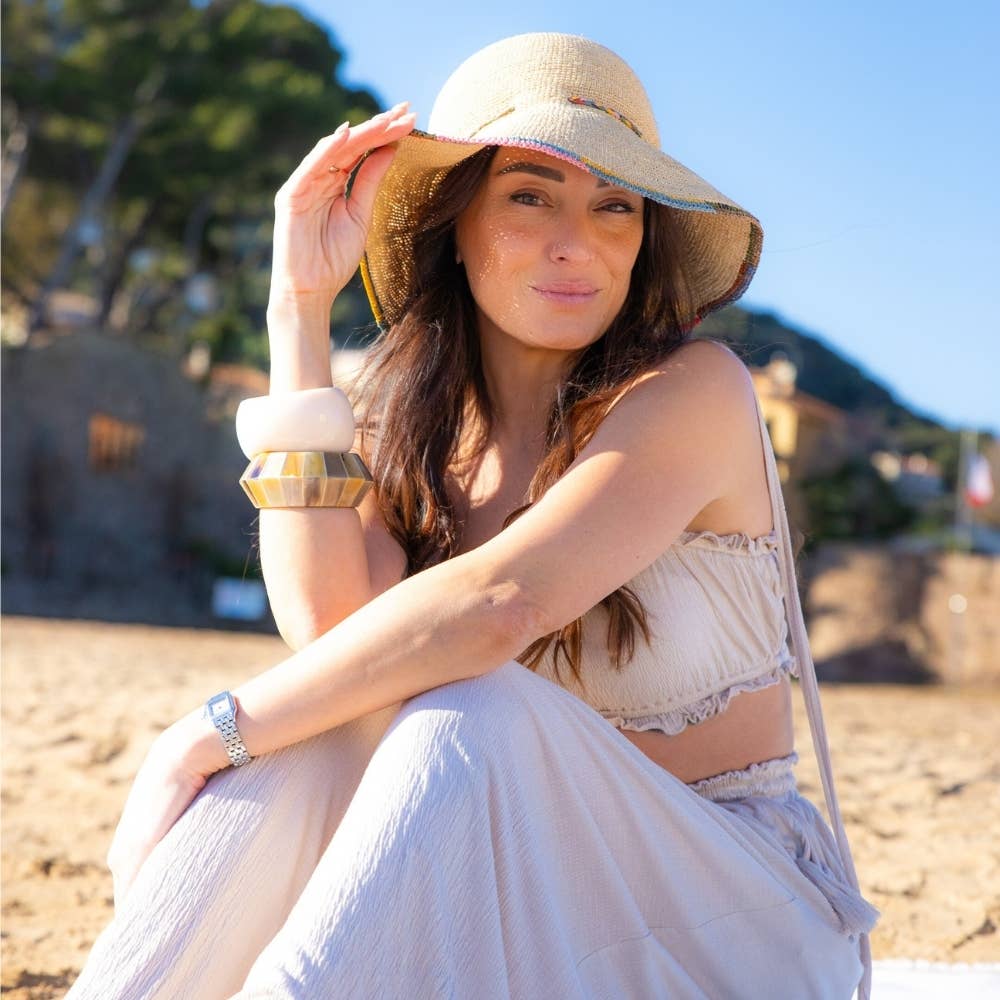 NATURAL RAFFIA CLOCHE HAT - multicolored brim