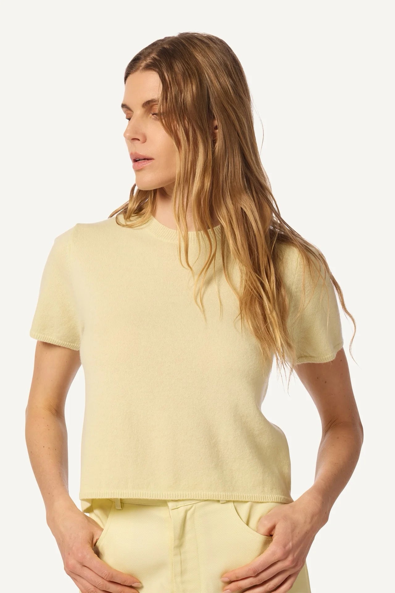 Charleston Relaxed short sleeve cashmere sweater