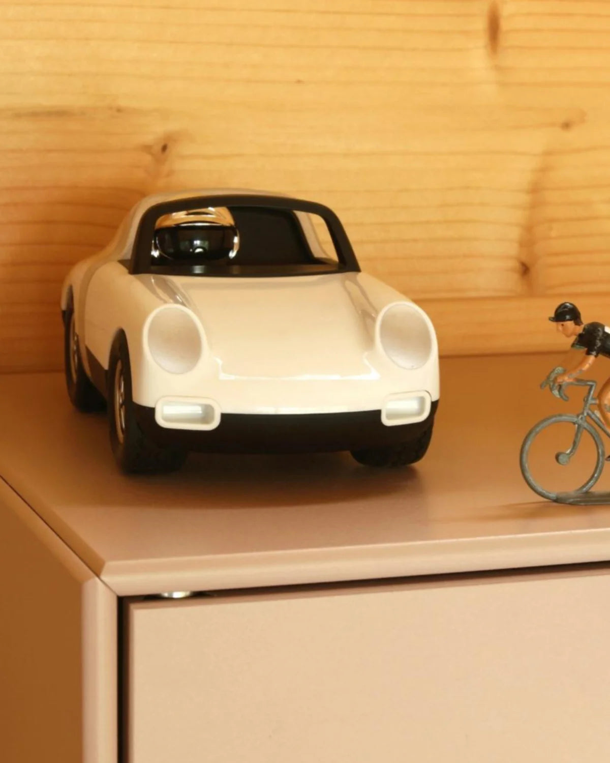 Porsche car