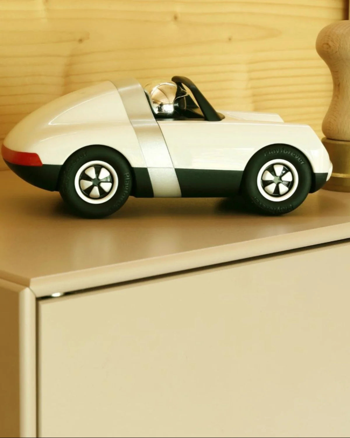 Porsche car