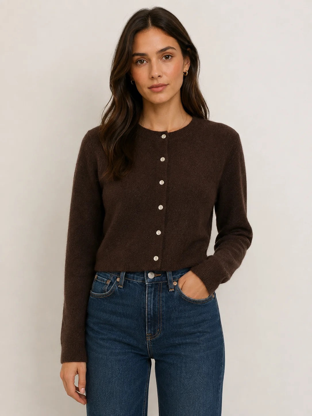 AMARA MALOU CARDI