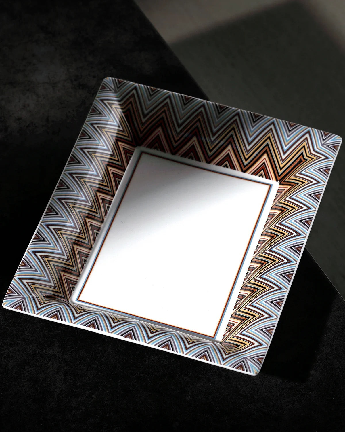 Zig Zag tray