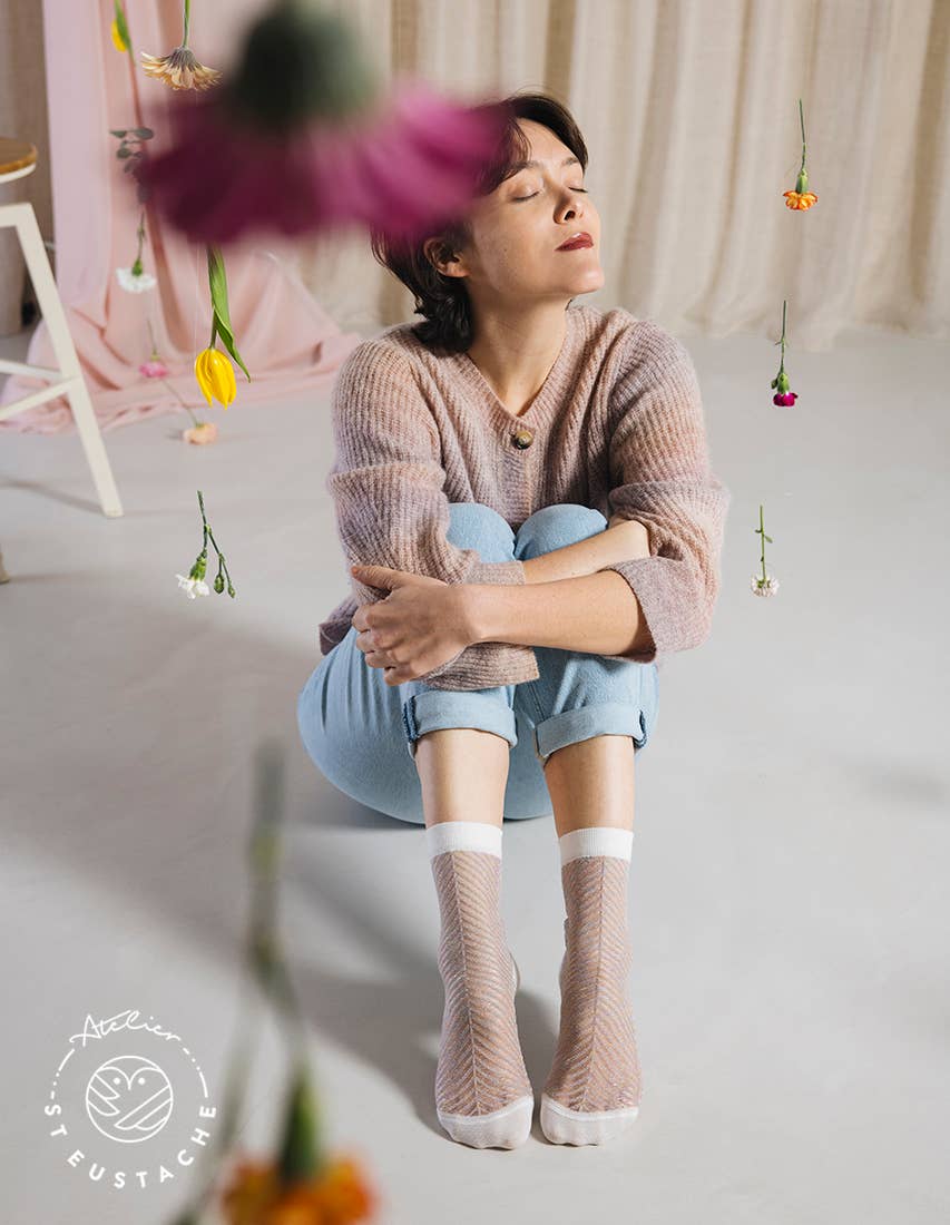 IRIDESCENT FIR • Shiny transparent women's socks