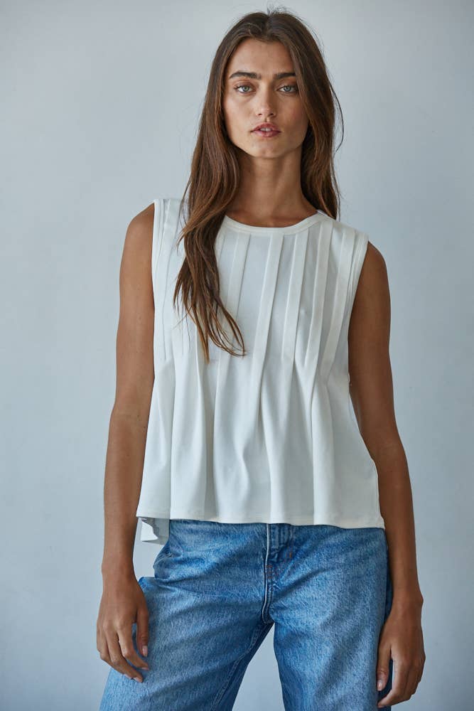 L9117 | Knit Rayon Spandex Jersey Round Neck Sleeveless Top