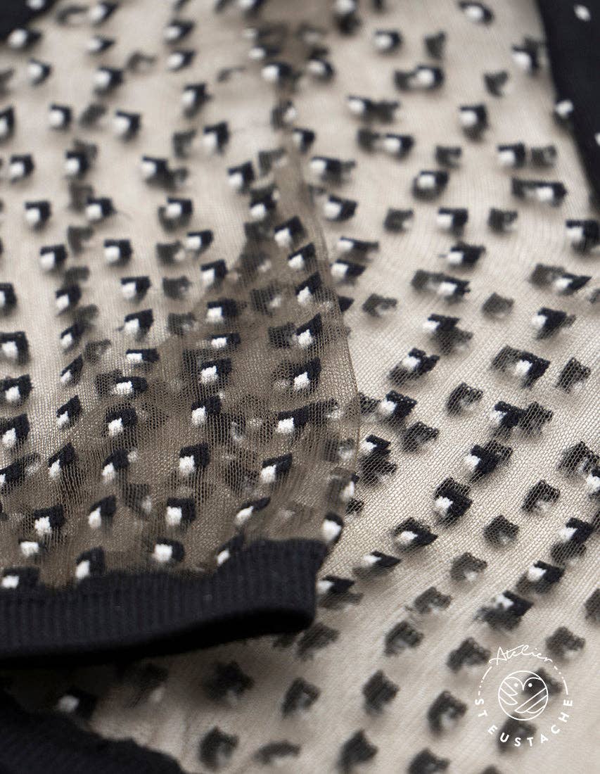 CRESCENT DUNES BLACK • Sheer polka dot socks