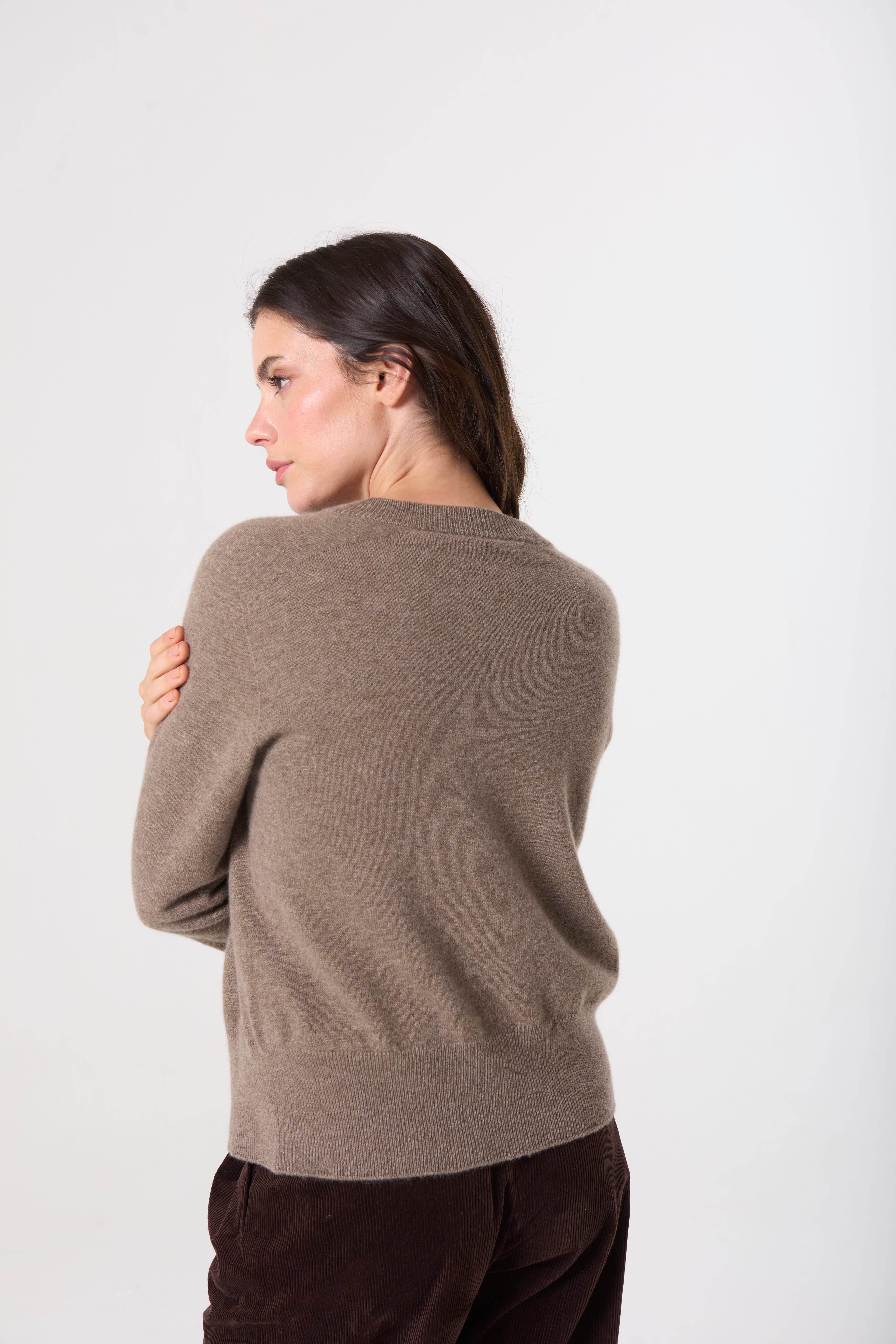 Halle Cardigan in Cashmere - Umber