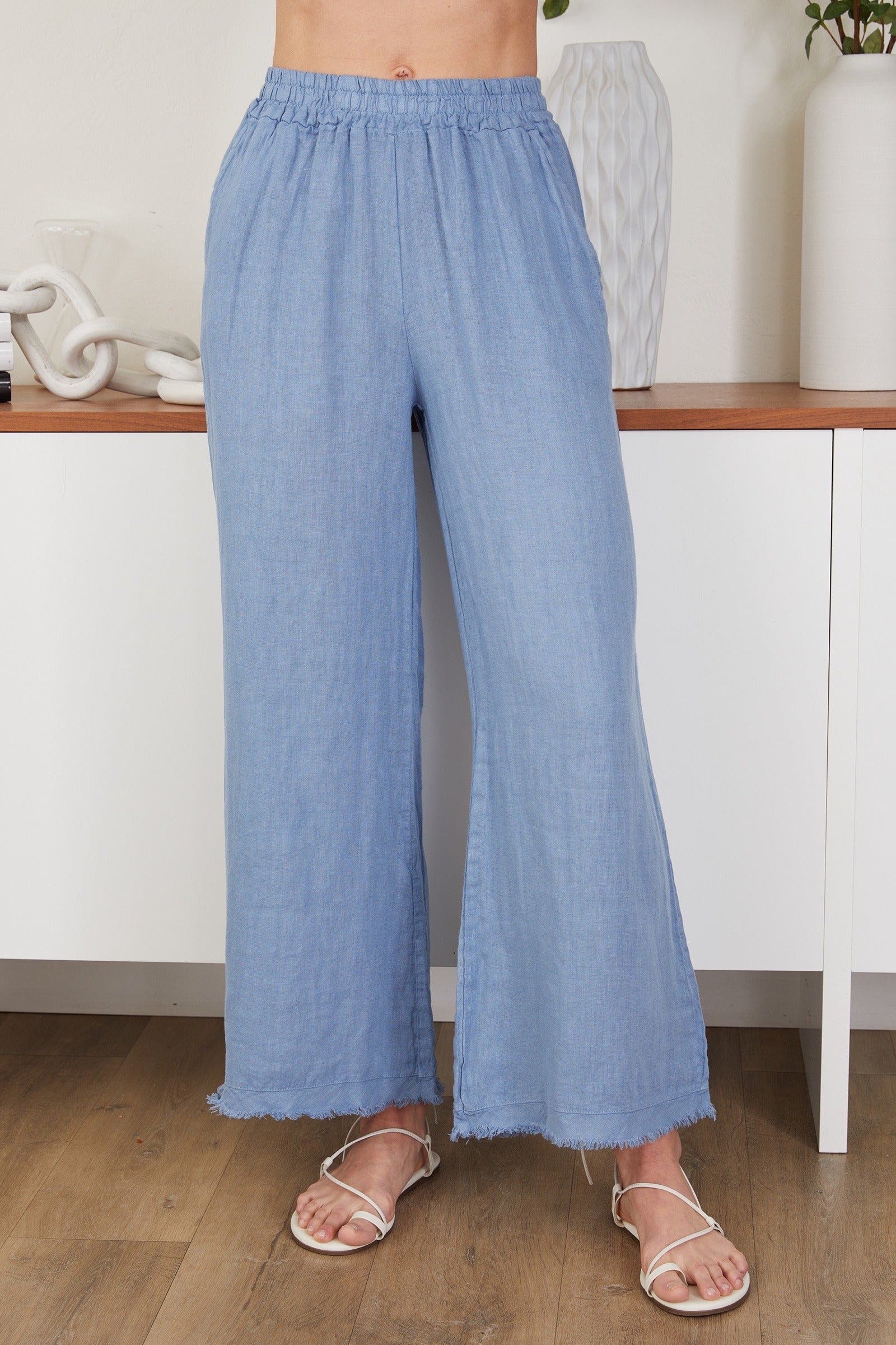 ELASTIC WAIST LINEN PANT WITH FRINGE HEM AND POCKETS